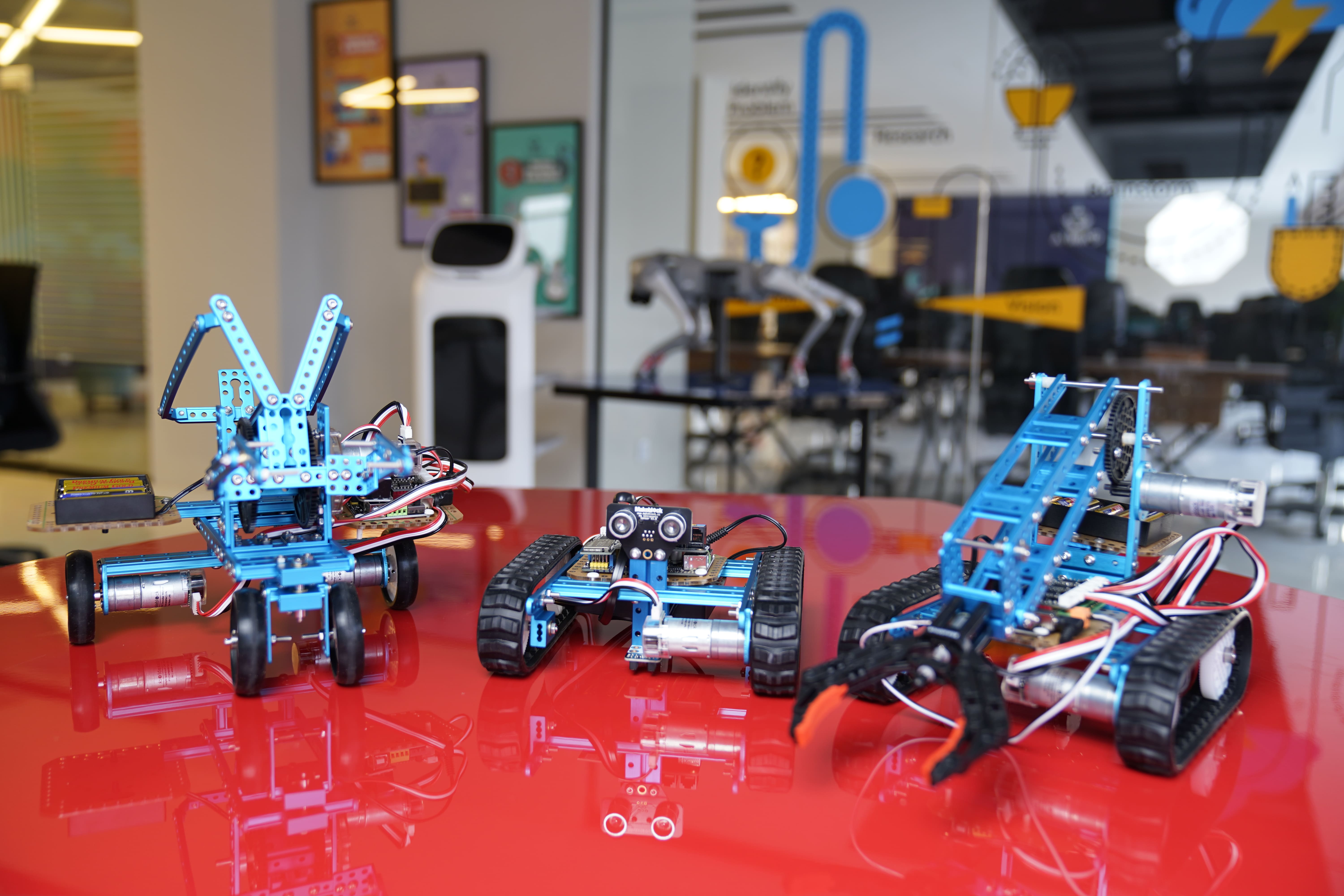 Ultimate Robot Kit V2.0 – Makeblock